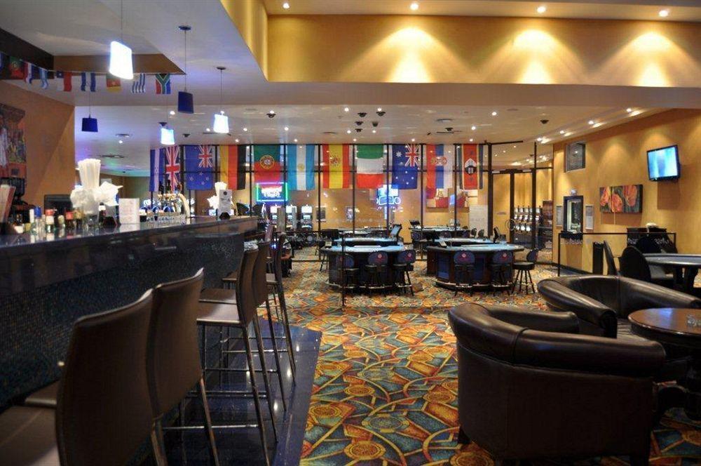Happy Valley Hotel And Casino Езулвіні Екстер'єр фото